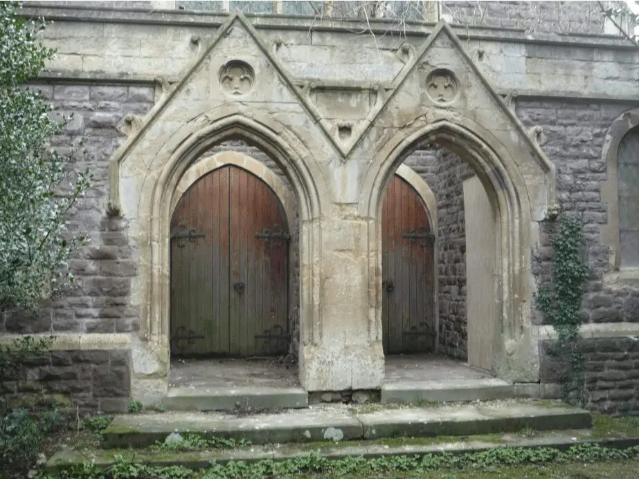 Abergavenny hospital chapel - church conversion